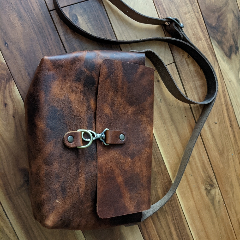 Genuine leather crossbody purse